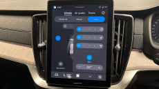 Volvo XC90 2.0 T8 PHEV Ultra Dark 5dr AWD Geartronic Estate